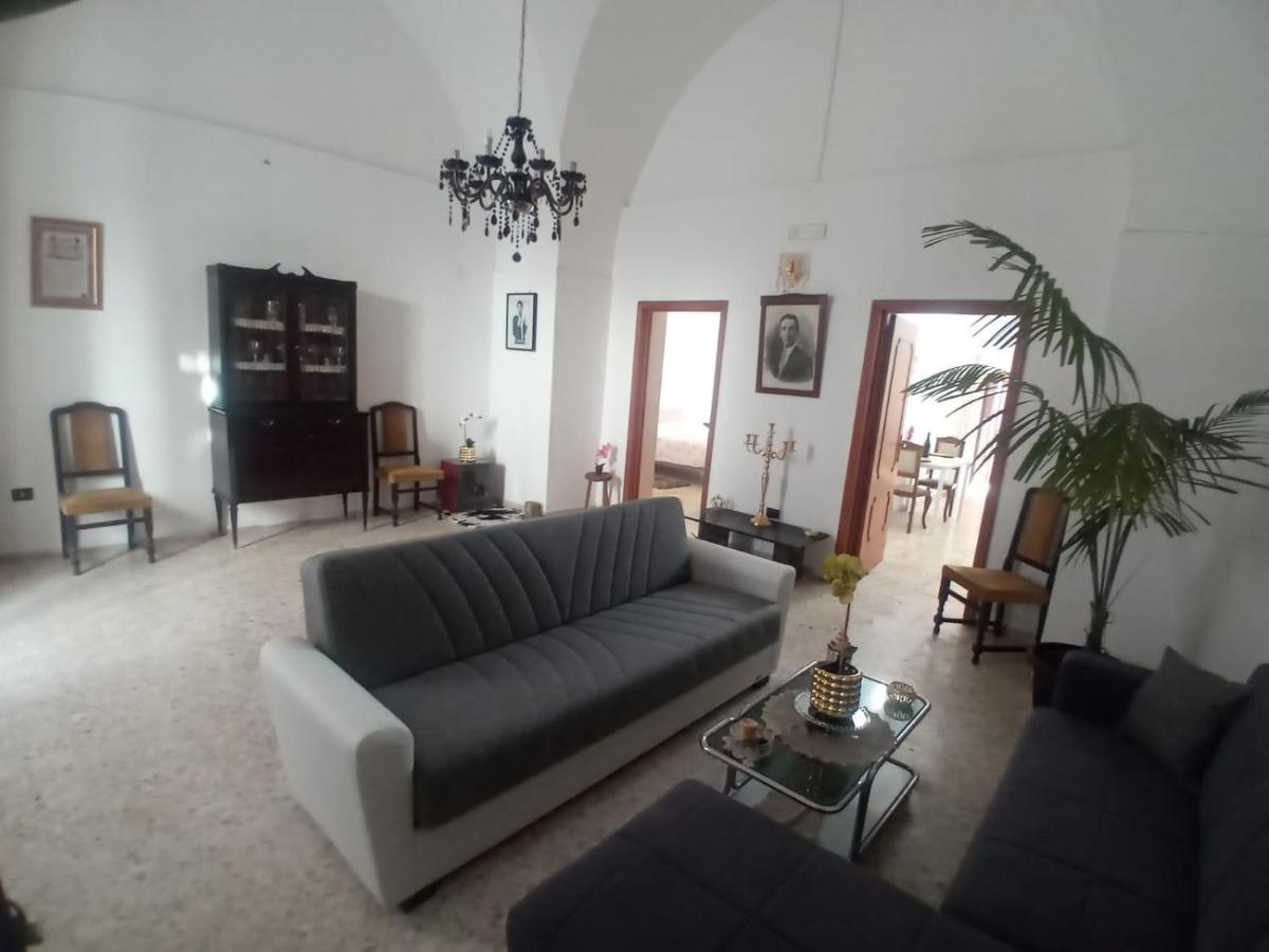 Casa Vacanza Nonna Emma Villa Lizzano  Buitenkant foto
