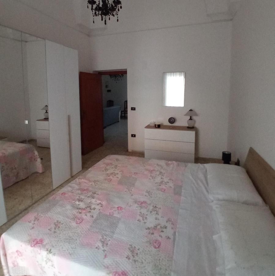 Casa Vacanza Nonna Emma Villa Lizzano  Buitenkant foto