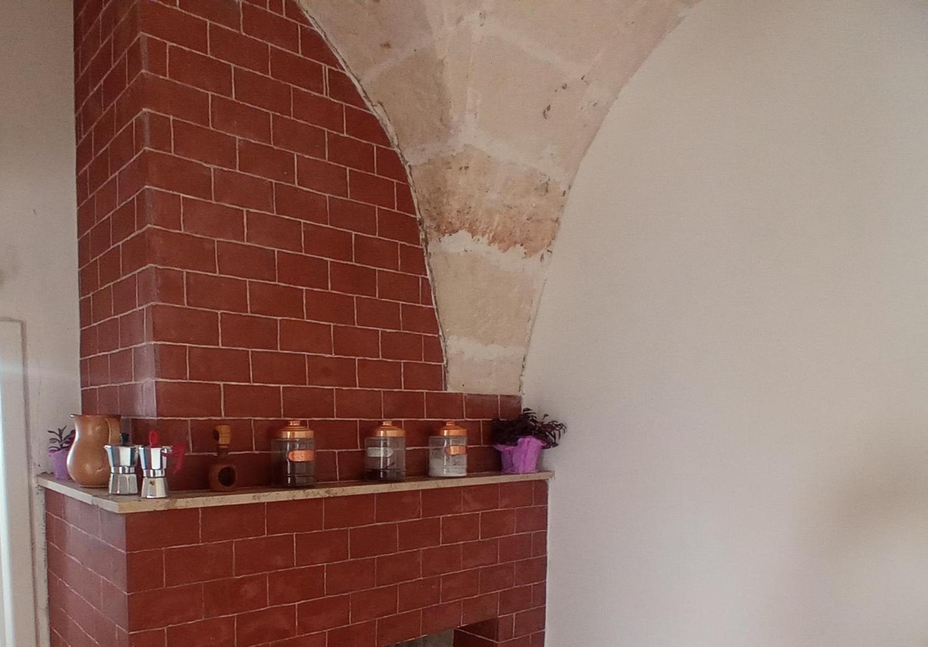 Casa Vacanza Nonna Emma Villa Lizzano  Buitenkant foto